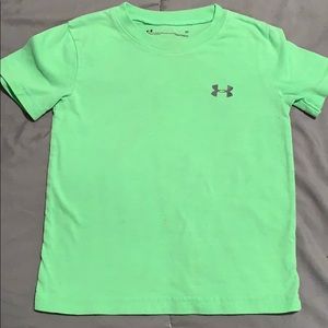 3t UA t-shirt